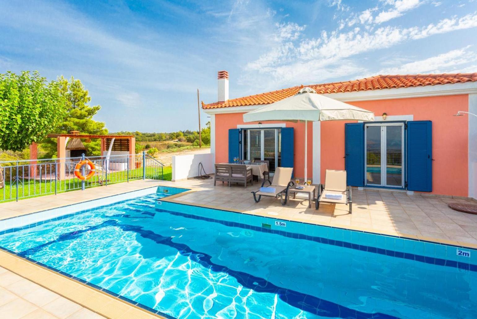 Villa Europe Ena Lakithra Bagian luar foto